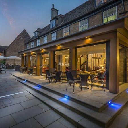 The Talbot Hotel, Oundle , Near Peterborough Exterior foto